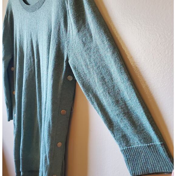 Soho Jeans Women L Teal Sweater Snaps Metallic Thread Hi-Lo Hem Mermaid Colors - Picture 4 of 11